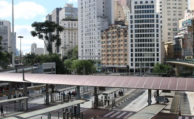 Terminal Bandeira durante greve de motoristas e cobradores de ônibus em São Paulo.