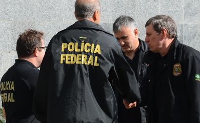 São Paulo - Polícia Federal cumpre mandados de busca e apreensão  e de prisão na Operação Proteína, que investiga comércio irregular de anabolizantes e outras drogas (Rovena Rosa/Agência Brasil)