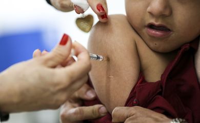 Dia D de mobilização da Campanha Nacional de Vacinação contra a Poliomielite e Sarampo. 