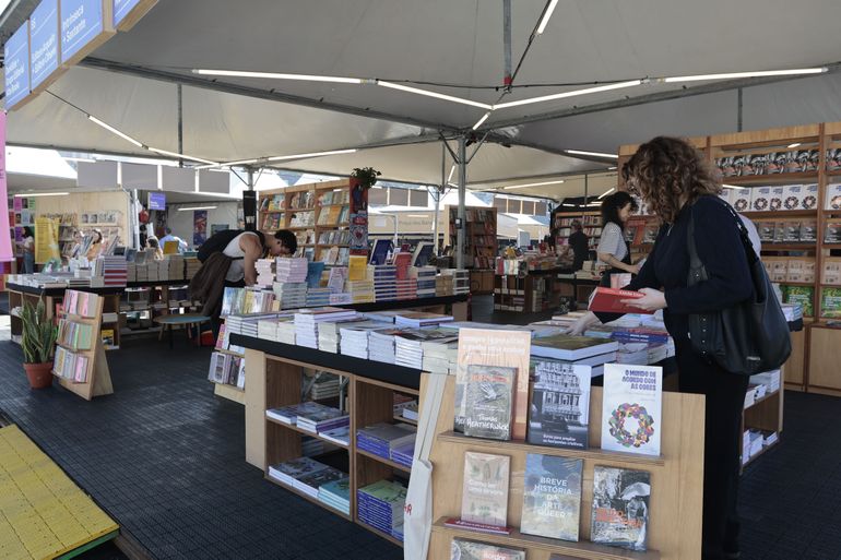 São Paulo (SP), 17/06/2024 - Feira do Livro 2025 no Pacaembu em São Paulo. Foto: Paulo Pinto/Agência Brasil