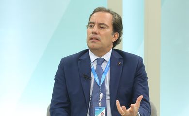 O presidente da Caixa Econômica Federal, Pedro Guimarães, participa do programa Brasil em Pauta, na TV Brasil