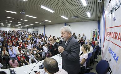 São Paulo - Ex-presidente Lula se reúne com líderes e representantes de Sindicatos e Movimentos Sociais no Instituto Lula (Ricardo Stuckert/Instituto Lula)