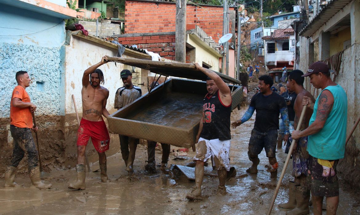 São Sebastião (SP), 20-02-2023, Desmoronamento causado pelas chuvas no bairro Itatinga, conhecido como Topolândia, no litoral norte de São Paulo. Foto: Rovena Rosa/Agência Brasil