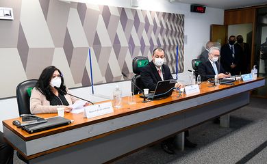 Comissão Parlamentar de Inquérito da Pandemia (CPIPANDEMIA) realiza oitiva da fiscal de contratos no Ministério da Saúde que autorizou a compra da vacina indiana Covaxin.