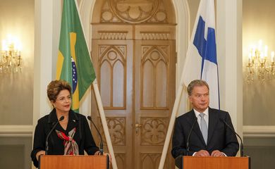 Helsinque - Presidenta Dilma Rousseff, e o presidente da Finlândia, Sauli Niinistö, durante declaração à imprensa (Roberto Stuckert Filho/PR)