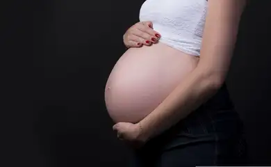 Foto de gestante - Mulher em gestação. Foto: Fotorech/Pixabay