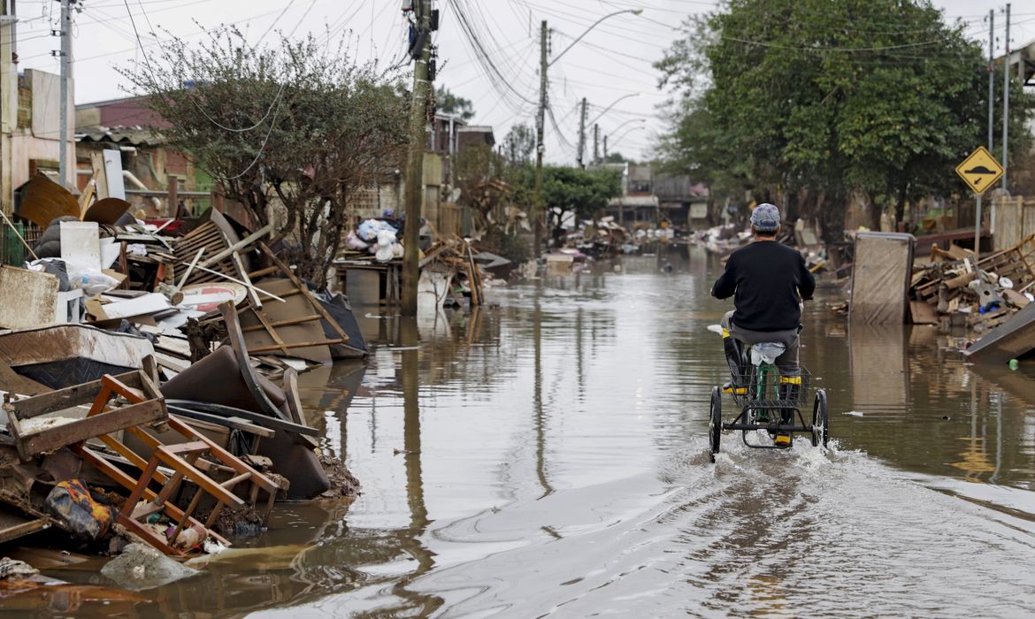 Porto Alegre (RS), 20/06/2024 - Rua alagada pela enchente no município de Eldorado do Sul. Foto: Bruno Peres/Agência Brasil