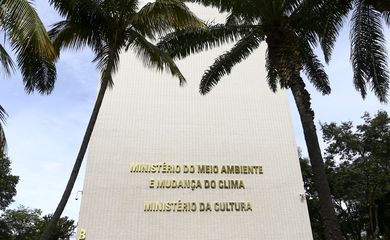 Brasília (DF), 10/04/2023 - Fachada do ministério da Cultura e ministério do Meio Ambiente e Mudança do Clima.