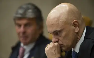 Brasília (DF), 19/12/2023 - Os ministros do STF, Luiz Fux e Alexandre de Moraes, durante sessão de encerramento do Ano Judiciário. Foto: Marcelo Camargo/Agência Brasil