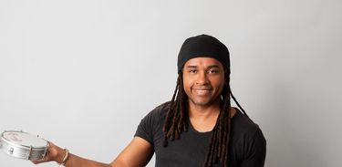 Ronaldo Lima, cantor, rapper, compositor e artista visual