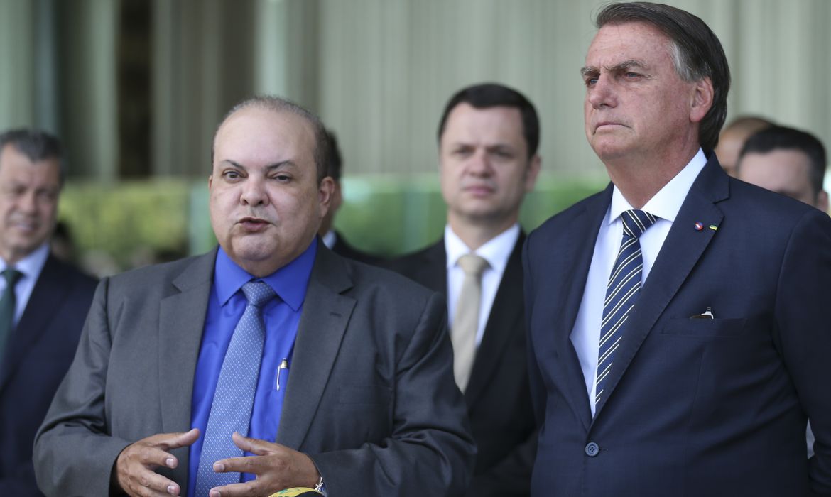 O governador reeleito do Distrito Federal, Ibaneis Rocha, declarou hoje (5) apoio à candidatura à reeleição de Jair Bolsonaro (PL) para a Presidência. Os dois se reuniram na manhã desta quarta-feira no Palácio da Alvorada, em Brasília.