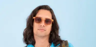 Ronnie Silveira, cantor, compositor e multi-instrumentista