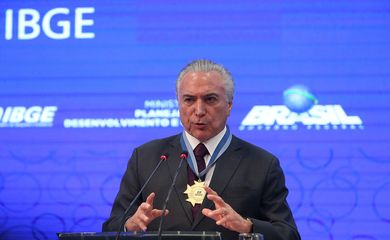 Brasília - O presidente Michel Temer participa da cerimônia de abertura do 3º Encontro Nacional de Chefes de Agências do Instituto Brasileiro de Geografia e Estatística (Antonio Cruz/ Agência Brasil)