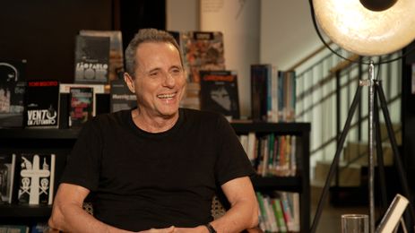 Tony Bellotto comenta novo livro "Vento em Setembro"