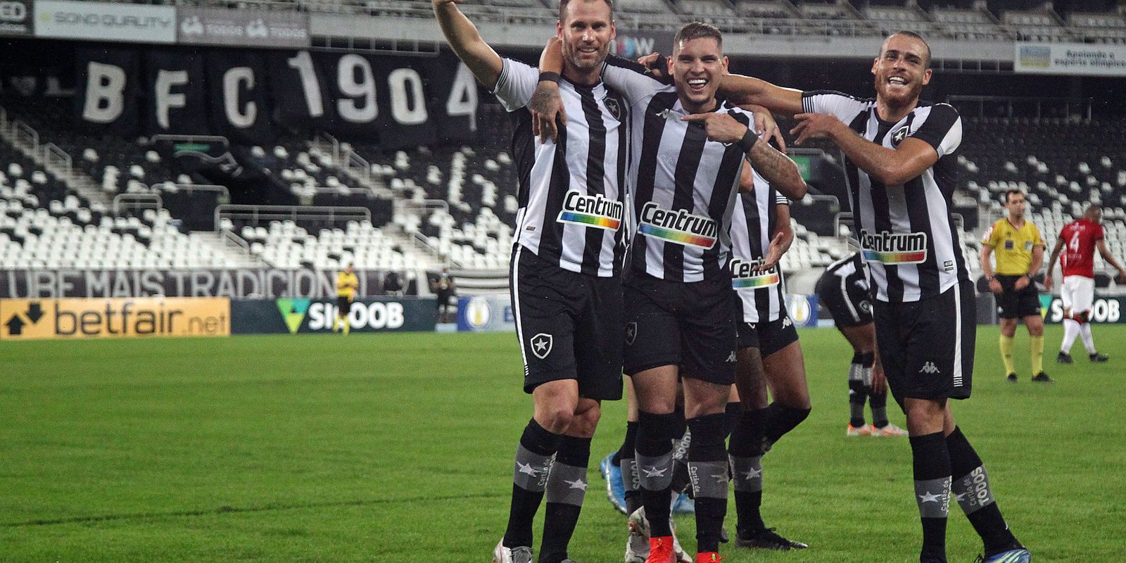 Botafogo Bate Brasil-RS E Sobe Na Tabela Da Série B | Agência Brasil