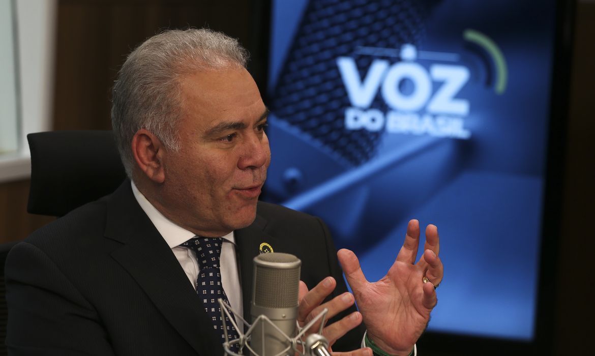 O ministro da Saúde Marcelo Queiroga é o entrevistado no programa,A Voz do Brasil.