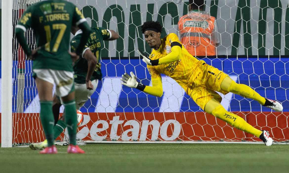 hugo souza, corinthians, palmeiras