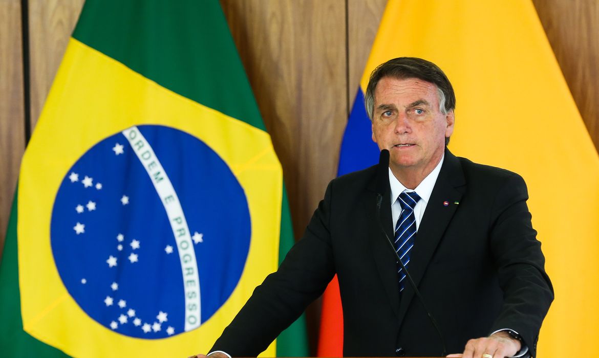 O presidente Jair Bolsonaro durante declaração à imprensa no  Palácio do Planalto