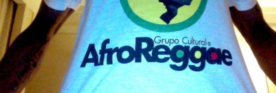 Ong Afroreggae desenvolve trabalhos voltados para a reabilitação de presos.