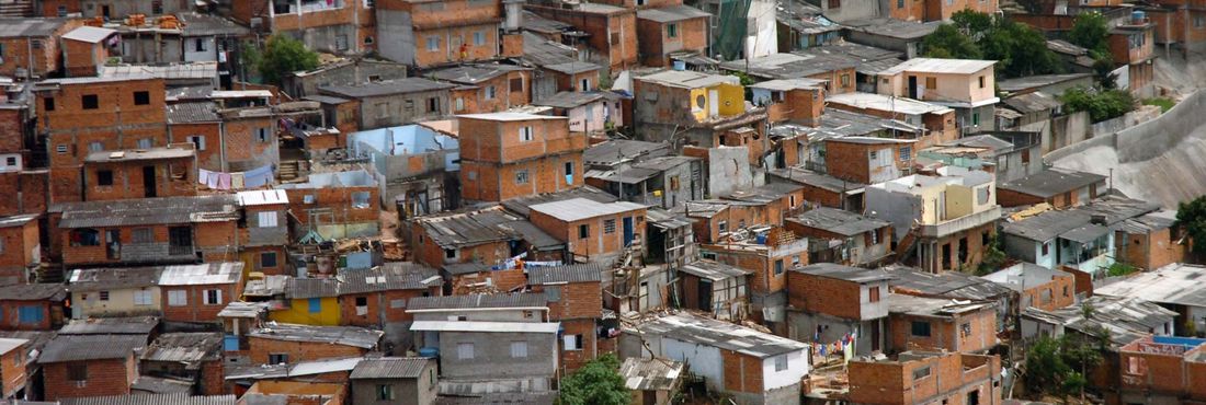 Favela na região do Jaguaré, zona oeste da capital paulista