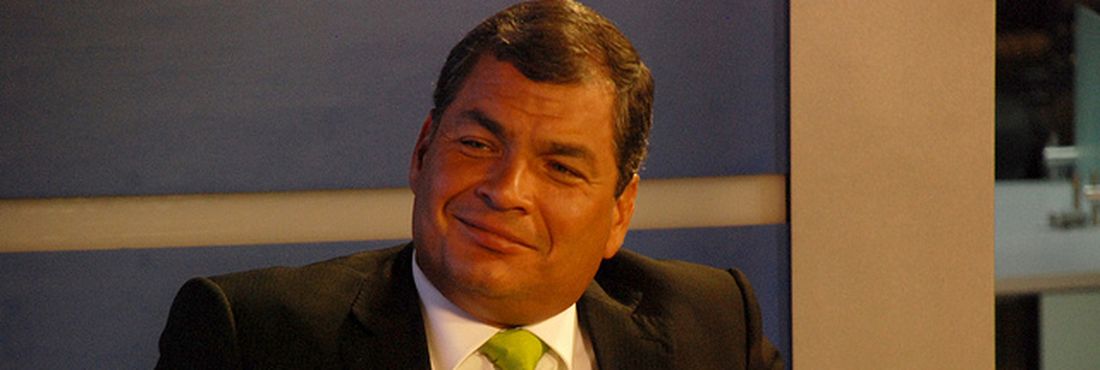 Após seis anos de governo, o presidente do Equador Rafael Correa tenta reeleição no dia 17 de fevereiro