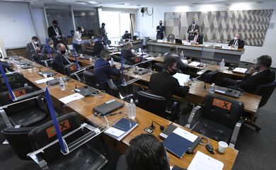 Comissão Parlamentar de Inquérito da Pandemia (CPIPANDEMIA) realiza oitiva do gerente-geral da Pfizer na América Latina. O objetivo é esclarecer relatos de que o Ministério da Saúde rejeitou, mais de uma vez, oferta de 70 milhões de doses para