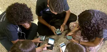 Celular nas escolas 