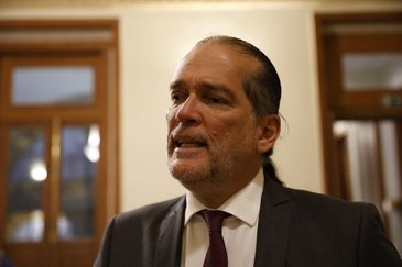 Rio de Janeiro (RJ) 17/12/2024 – O advogado Carlos Nicodemos participa da leitura pública da sentença de condenação do Estado brasileiro no caso da Chacina de Acari, divulgada pela Corte Interamericana de Direitos Humanos. Foto: Fernando Frazão/Agência Brasil