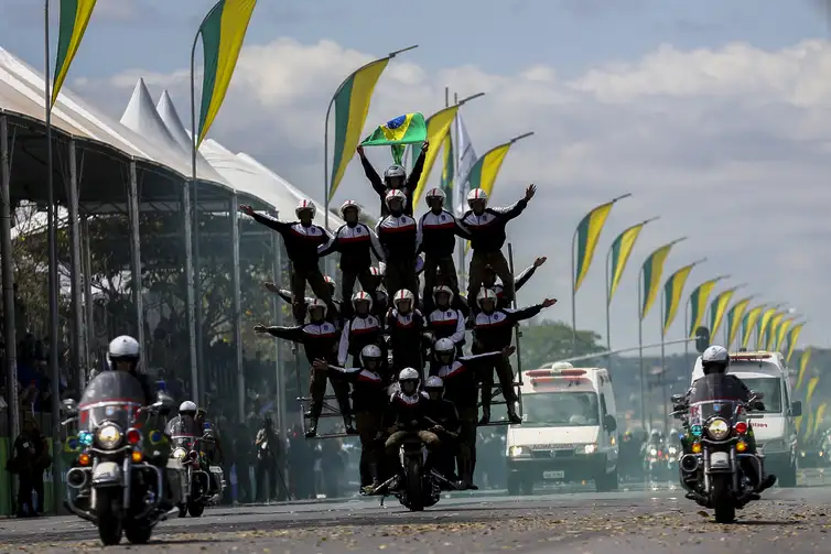 Exército Brasileiro - Brasil! Desfile de 7 de setembro na Esplanada dos  Ministérios, Brasília/DF. Foto: Cabo Estevam