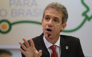 Brasília -  O ministro da Saúde, Arthur Chioro, divulga o resultado do 3º ciclo do Programa Mais Médicos (Fabio Rodrigues Pozzebom /Agência Brasil)