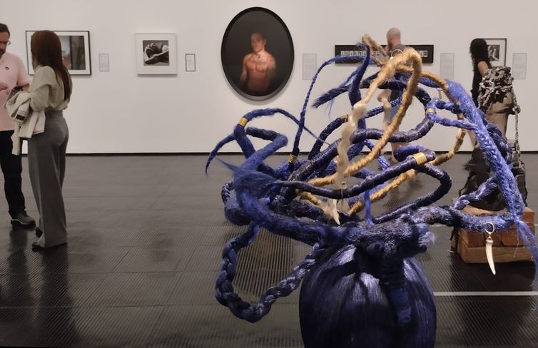 São Paulo (SP), 15/10/2024 - Exposição Histórias LGBTQIA+, do Masp, tem 150 obras de artistas brasileiros e estrangeiros e documentos. Foto: Letycia Bond/Agência Brasil