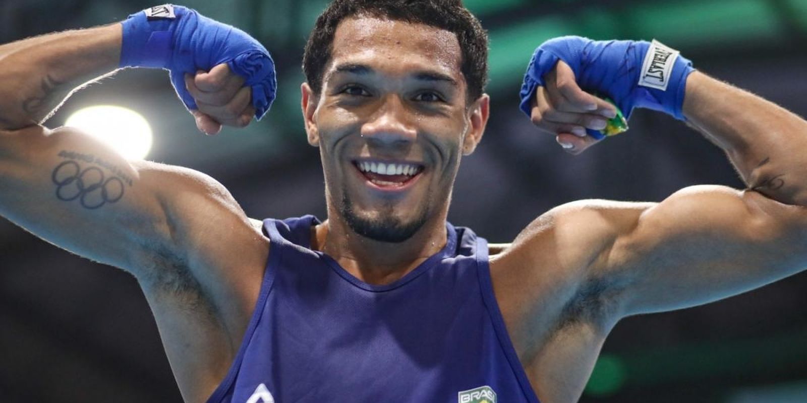 Luiz Oliveira vence estreia em etapa da Copa do Mundo no Paraná
