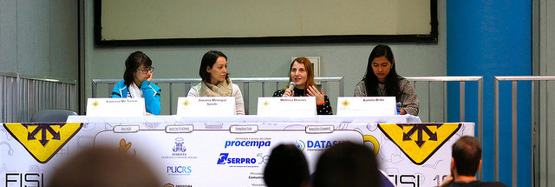Painel sobre inclusão no Fisl