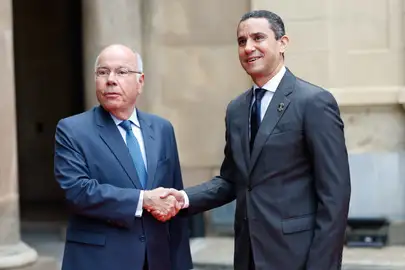 Rio de Janeiro (RJ), 28/04/2025 – O ministro de Relações Exteriores do Brasil, Mauro Vieira, e o sherpa do Egito, embaixador Ragui El Etreby, na Reunião de Chanceleres da presidência brasileira do BRICS, no Palácio do Itamaraty. Foto: Fernando Frazão/Agência Brasil