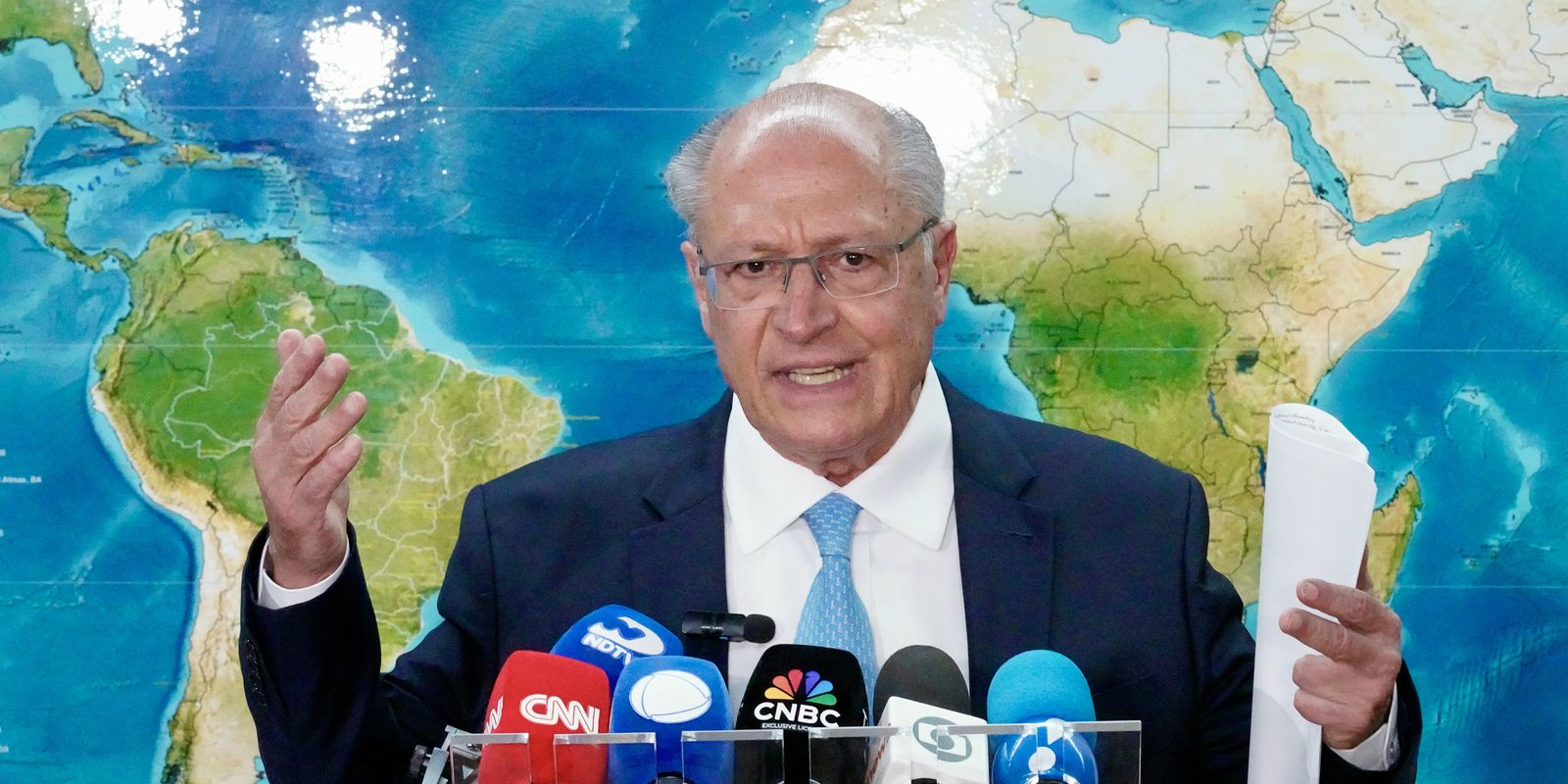 Tarifaço pode afetar 36% das exportações brasileiras, diz Alckmin Tarifaço pode afetar 36% das exportações brasileiras, diz Alckmin