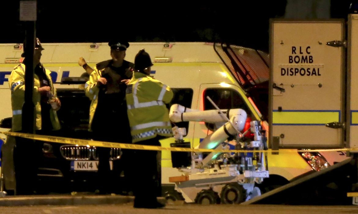 Ataque em Manchester, na Inglaterra, deixa pelo menos 22 mortos - Foto Agência Lusa