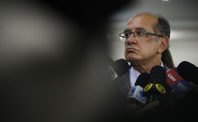 Rio de Janeiro - O presidente do Tribunal Superior Eleitoral, Gilmar Mendes, visita Cartório Eleitoral de Duque de Caxias, na Baixada Fluminense  (Tânia Rêgo/Agência Brasil)