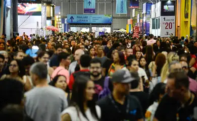 Rio de Janeiro (RJ), 10/09/2023 – Público durante o último dia da 20ª Bienal do Livro do Rio de Janeiro, no Riocentro, na Barra da Tijuca, zona oeste da capital fluminense. Foto: Tomaz Silva/Agência Brasil