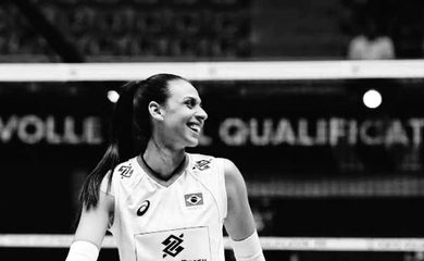 A ex-jogadora da seleção feminina de vôlei Paula Borgo morreu vítima de um câncer no estômago.
Reprodução Instagram/Barueri Volleyball Club/Divulgaçāo
