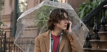 Timothée Chalamet estrela comédia romântica "Um dia de chuva em Nova York"