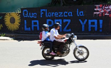 Ruas da cidade de  San Vicente del Caguán, que sedia a 10° Conferência Guerrilheira das Forças Armadas Revolucionárias da Colômbia (Farc), na qual o grupo deve aprovar o fim da luta armada 