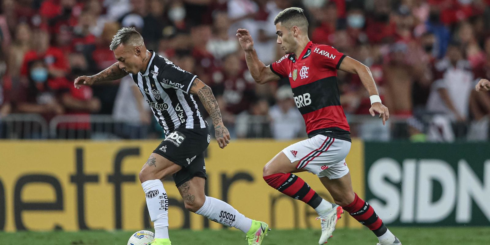 Surpresa do Brasileirão, impressionou a todos e agora está próximo de jogar  no Corinthians
