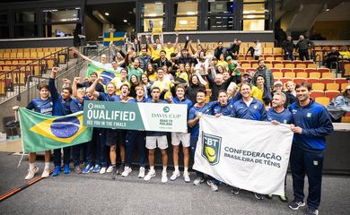 Copa Davis: Brasil derrota Suécia e retorna à elite do tênis mundial. Vitórias de Thiago Monteiro e nas duplas garantem vaga após nove anos. Foto: André Gemmer/CBT