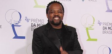 Xande de Pilares - cantor