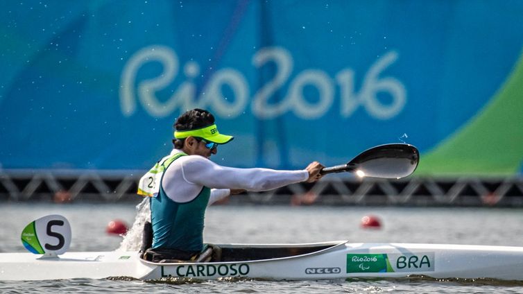 Marcio Rodrigues/MPIX/CPB/Direitos Reservados 14/09/2016 - Rio de Janeiro, RJ , Lagoa Rodrigo de Freitas -
Jogos Paralímpicos Rio 2016 - canoagem - Masculino KL1 - Luis Carlos Cardoso