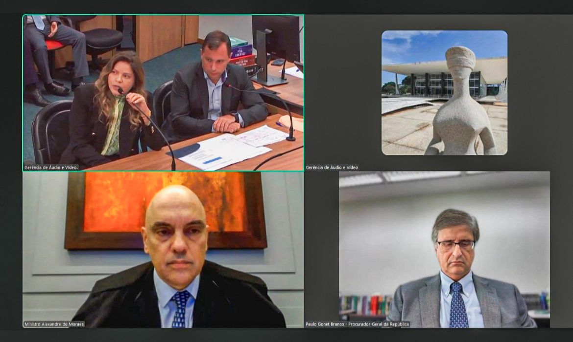 Mauro Cid lamenta fim da carreira e chora por udio vazado de filha