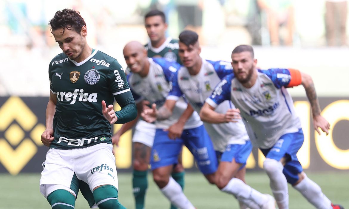 Palmeiras vence por 1 a 0 Santo Andre com gol de Raphael Veiga, de pênalti - Paulista - e 19/02/2022