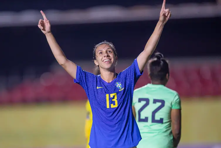 Mariana Sá/CBF/Direitos Reservados Julia Bianchi estreou com gol na vitória da seleção brasileira em amistoso contra o Equador