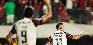 Vitória 1 x 2 Flamengo