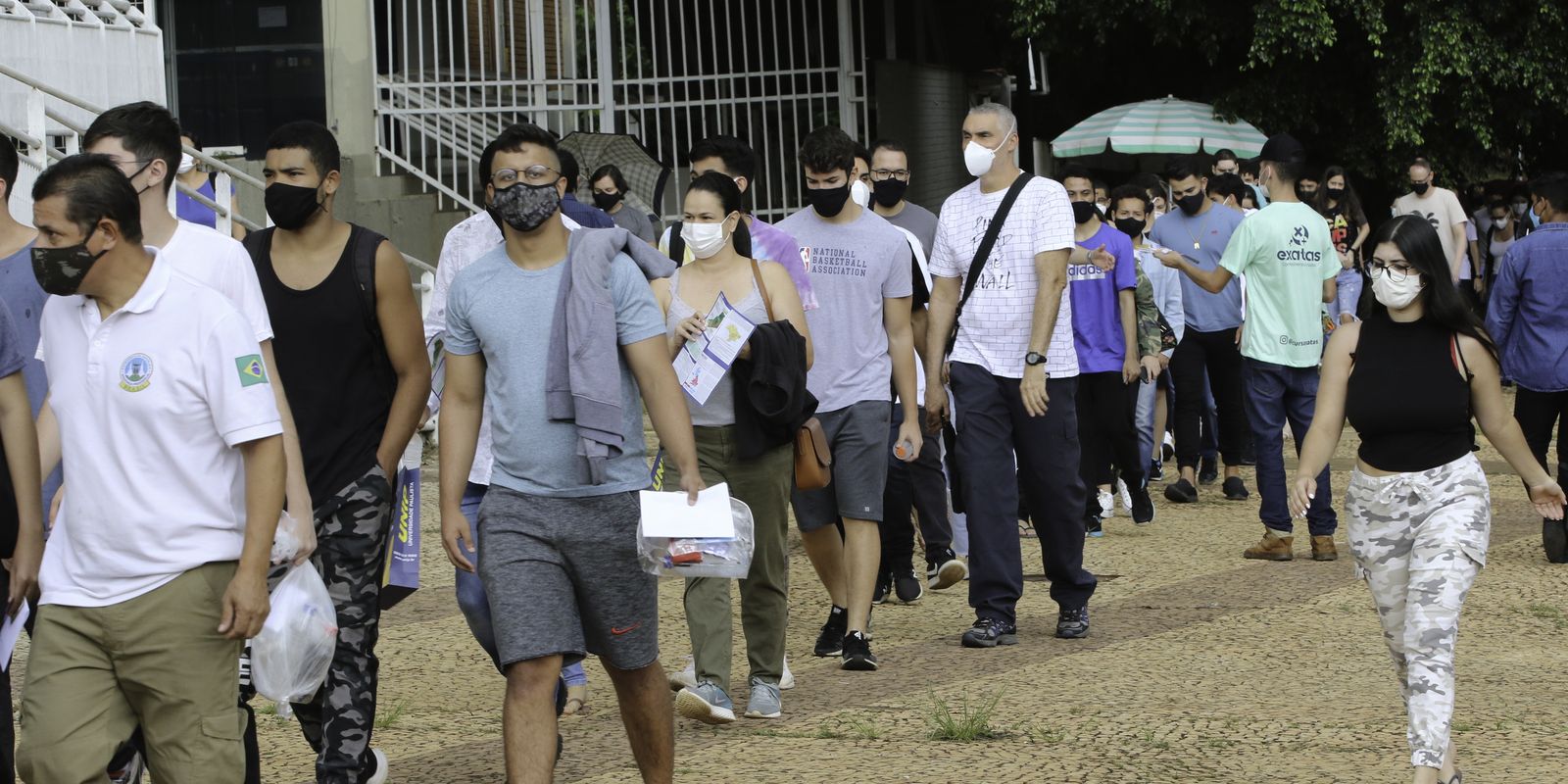 Candidatos que realizaram o Enem contam com bolsas especiais na